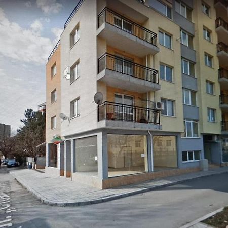 Теодора Lägenhet Ruse Exteriör bild